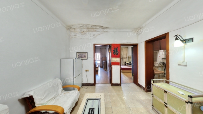 汽车锁厂宿舍二手房实景图