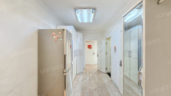 古城地铁车辆段二手房实景图