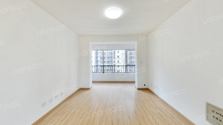 紫樾芳华二手房实景图