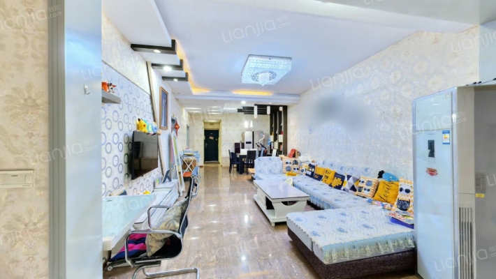 山水嘉年华二手房实景图