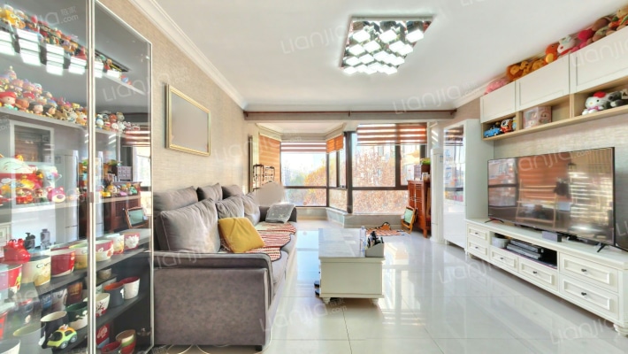 珠江拉维小镇二手房实景图