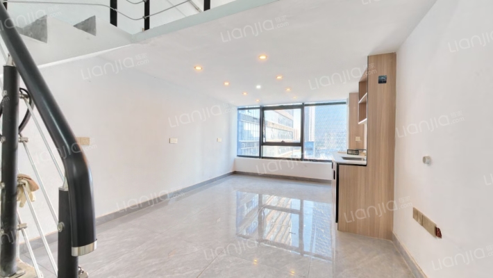 青花东岸二手房实景图