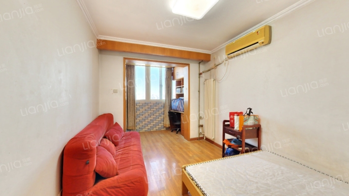 角门13号院二手房实景图