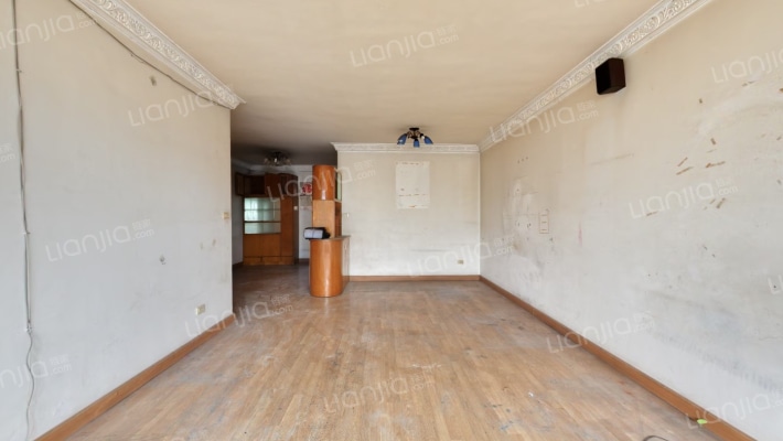 电台街134号院二手房实景图