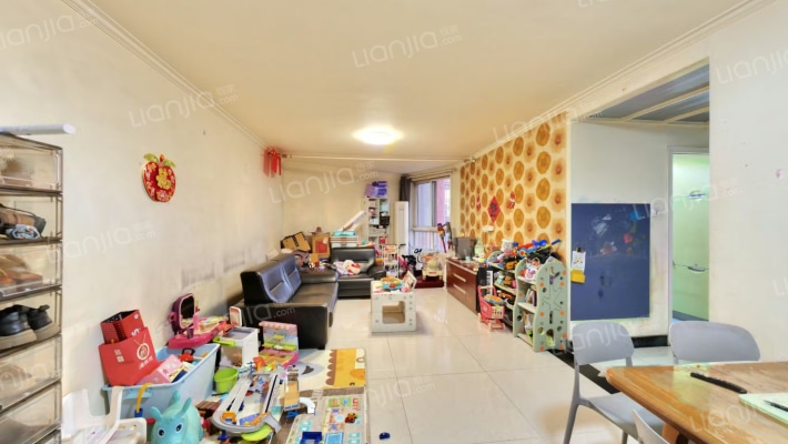 秀蝶双座二手房实景图