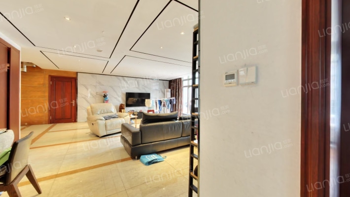 林城花都二手房实景图