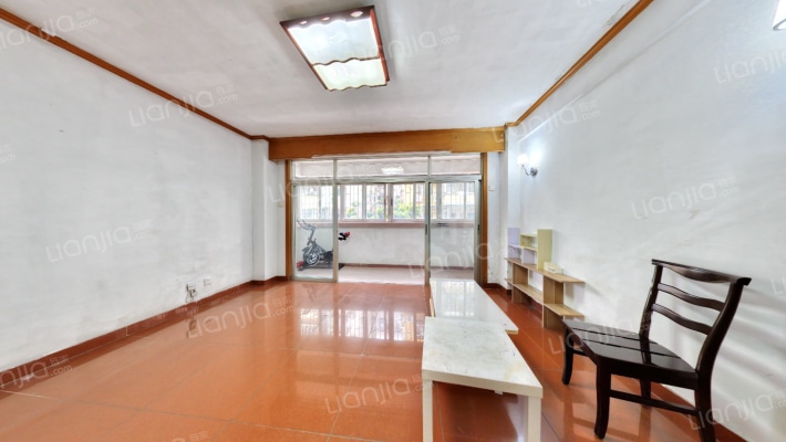 艺丰花园B区二手房实景图