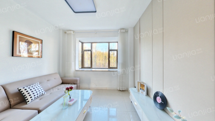 滨海假日C区二手房实景图