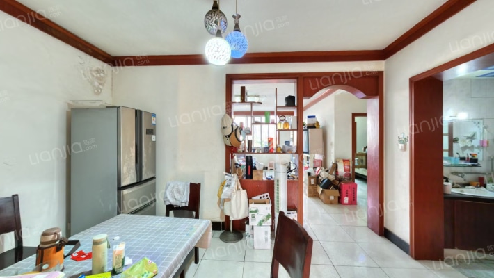 龙门街20号院二手房实景图