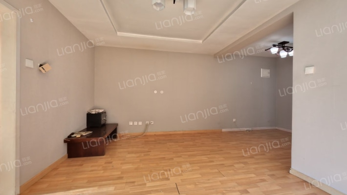 澳林春天一期二手房实景图