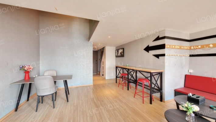 卓越宾果公寓二手房实景图