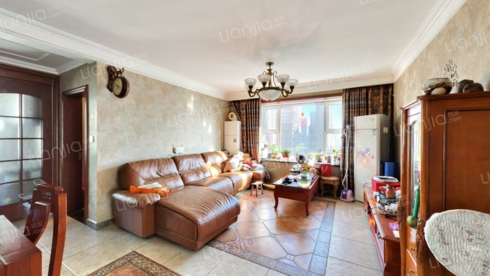 时尚公馆二手房实景图