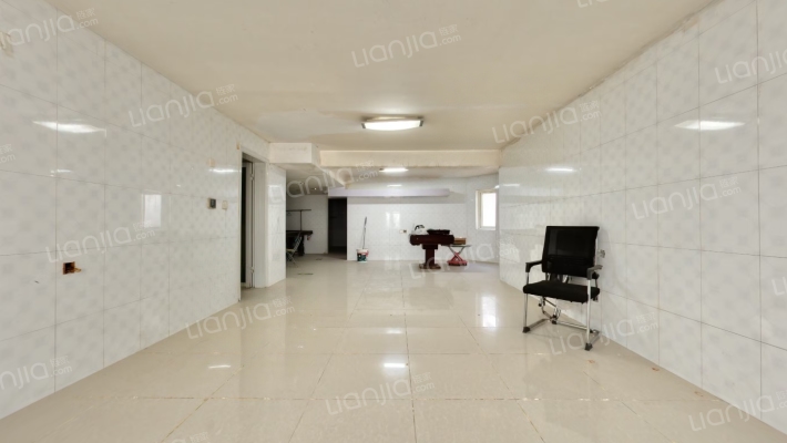 加州水郡一期二手房实景图