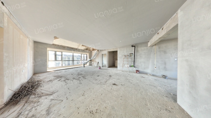 中国铁建·梦想·龙隐台二手房实景图