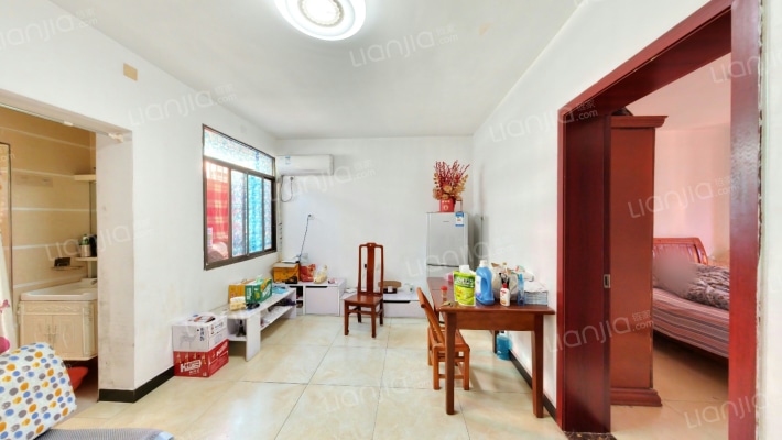 新民小区二手房实景图