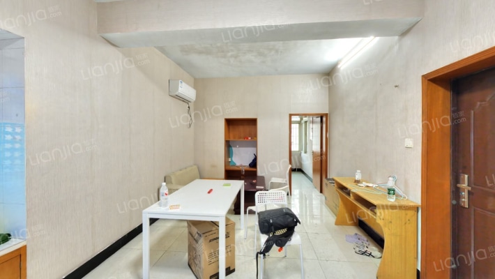 酱食宿舍二手房实景图