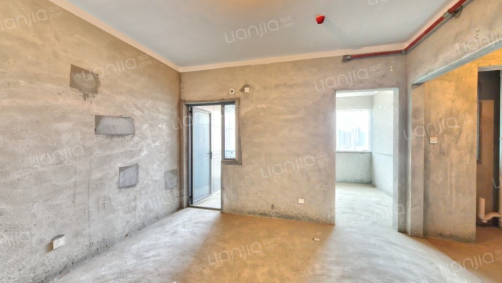 长房八方里二手房实景图