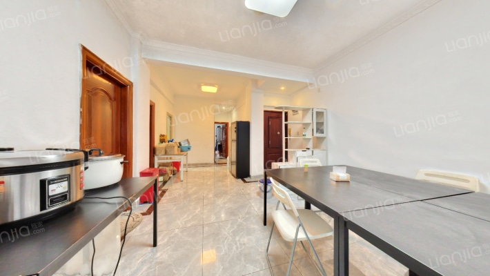 怡合花园二手房实景图