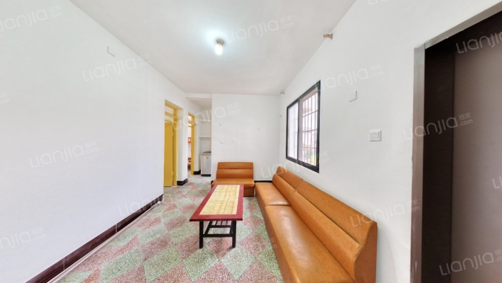 印斗路二手房实景图