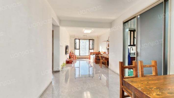 塔冢新村E区二手房实景图