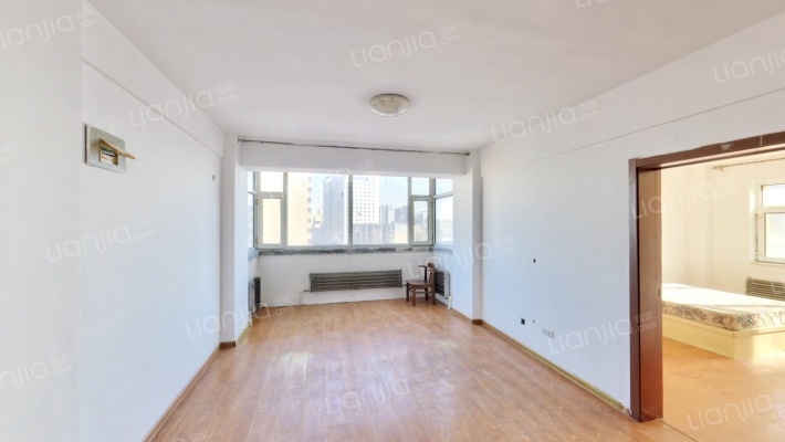 长春世纪城二手房实景图