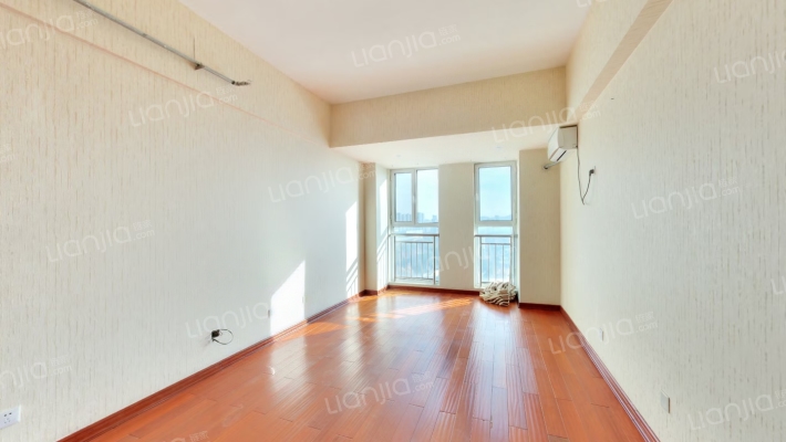 名流广场二手房实景图