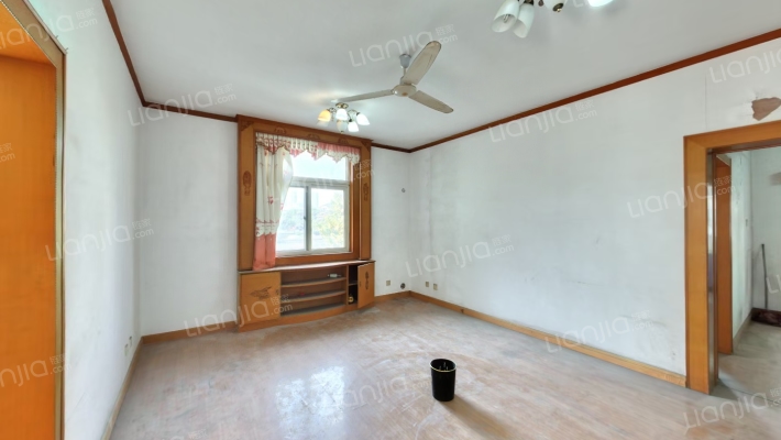 名君家园二手房实景图