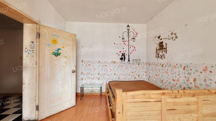 玉华村6号二手房实景图