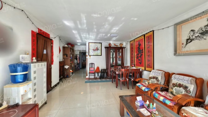 彩虹城五区二手房实景图