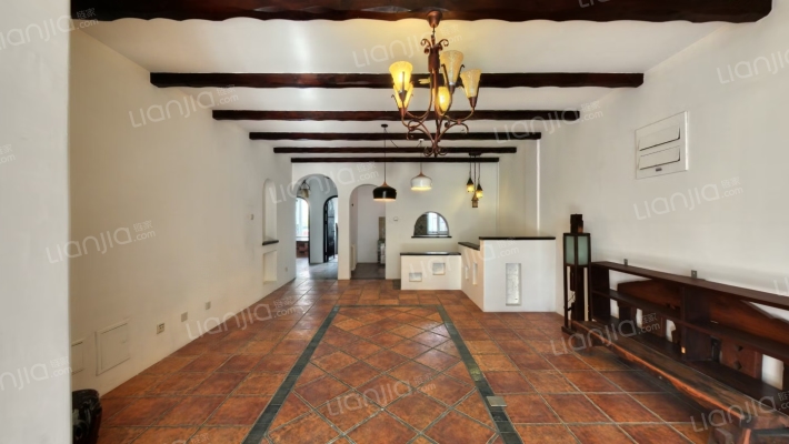 海信南岭风情A区二手房实景图