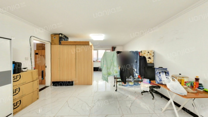 中东路121号院二区二手房实景图