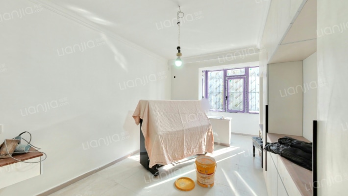 建材城西一里二手房实景图