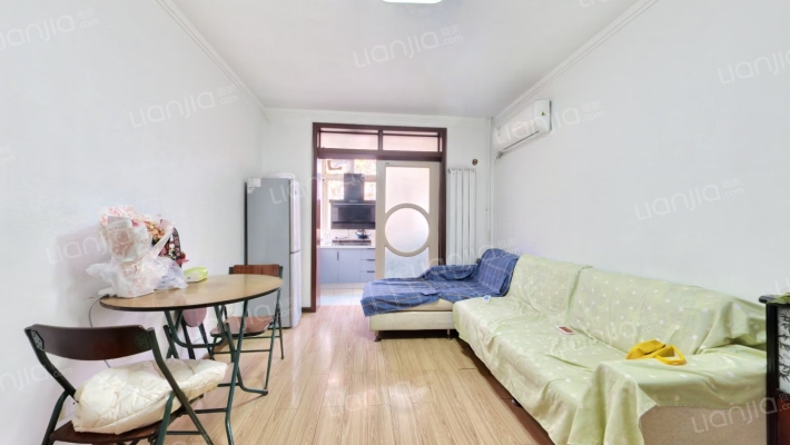 中国通信建设第二工程局中院住宅区二手房实景图