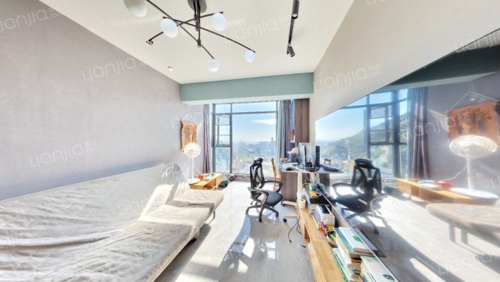 悦千山雅园二手房实景图