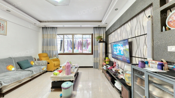 银座新天地二手房实景图