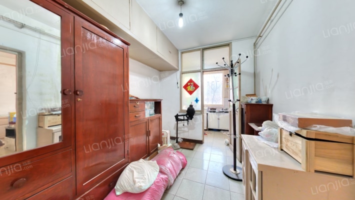 老年医院家属楼二手房实景图