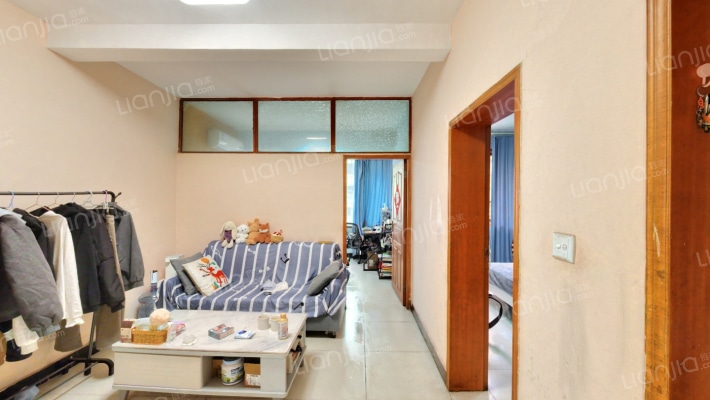 解颐路9号二手房实景图