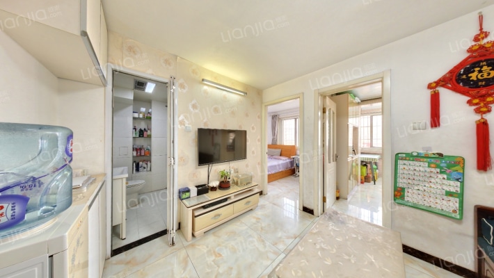 政馨园一区二手房实景图