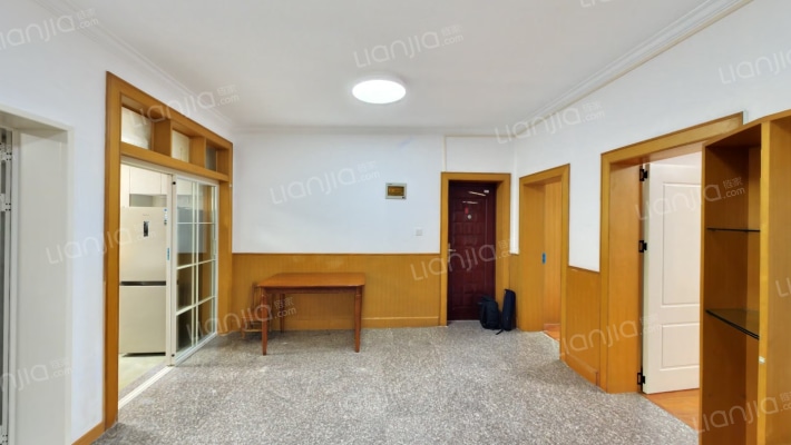 新天地花园二手房实景图