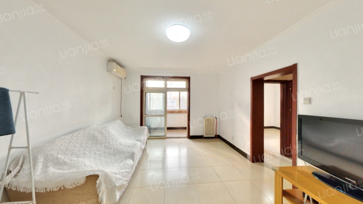 建欣苑二里二手房实景图