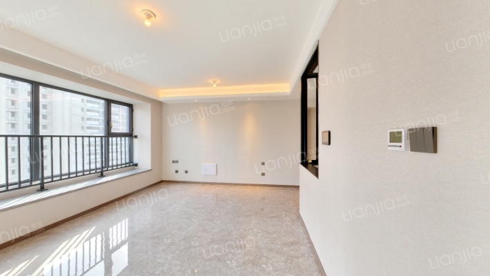 融创宸阅和鸣二手房实景图