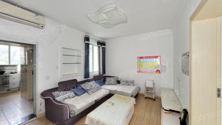 市委党校宿舍二手房实景图