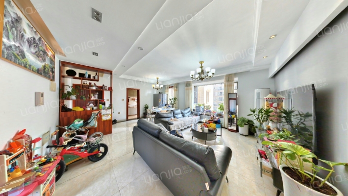 常青藤一期二手房实景图