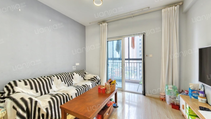 楚天雅苑二手房实景图