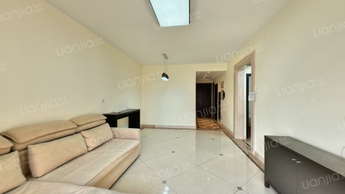 富力又一城C区二手房实景图