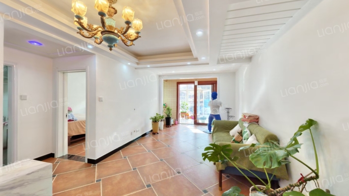 沁园蓝山二手房实景图