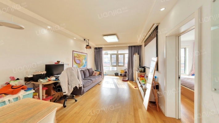 龙跃苑四区二手房实景图