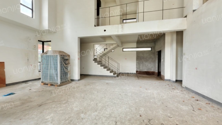 万科悦府二手房实景图