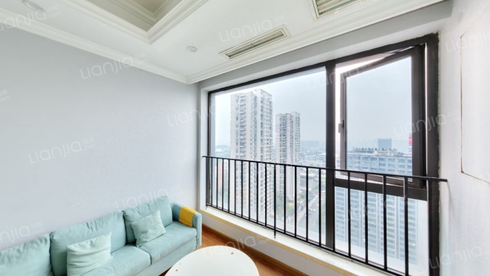 金贸时代南区二手房实景图