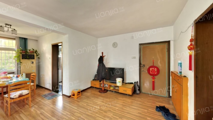 稀土研究院宿舍二手房实景图